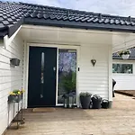 度假居 Duplex Near Airport