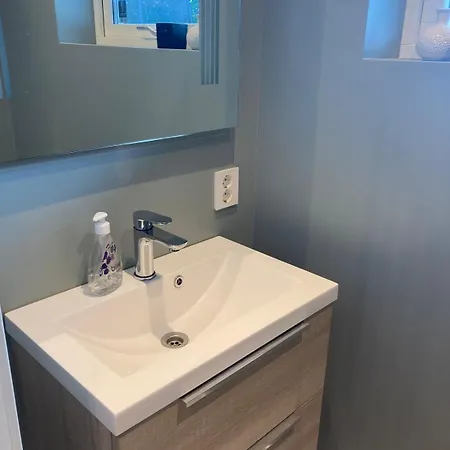 Duplex Near Airport Feriehus