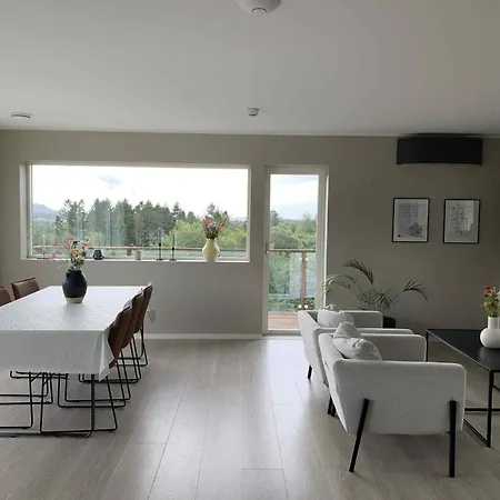 Duplex Near Airport Feriehus *