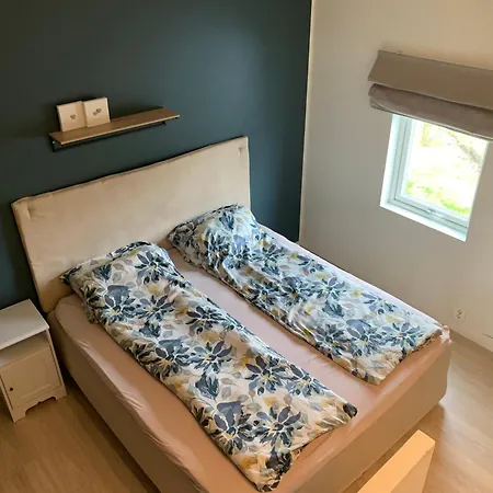 Duplex Near Airport 卑爾根