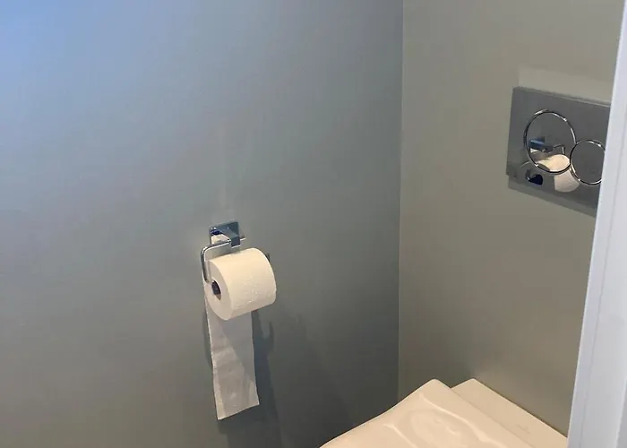 Duplex Near Airport Casa vacanze *