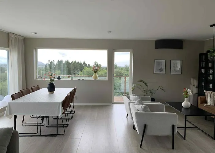Duplex Near Airport Feriehus *